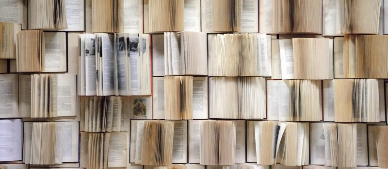 白玉兰远程医学教育网注册页面示意图，显示手机号输入框、验证码获取按钮和实名认证信息填写区域